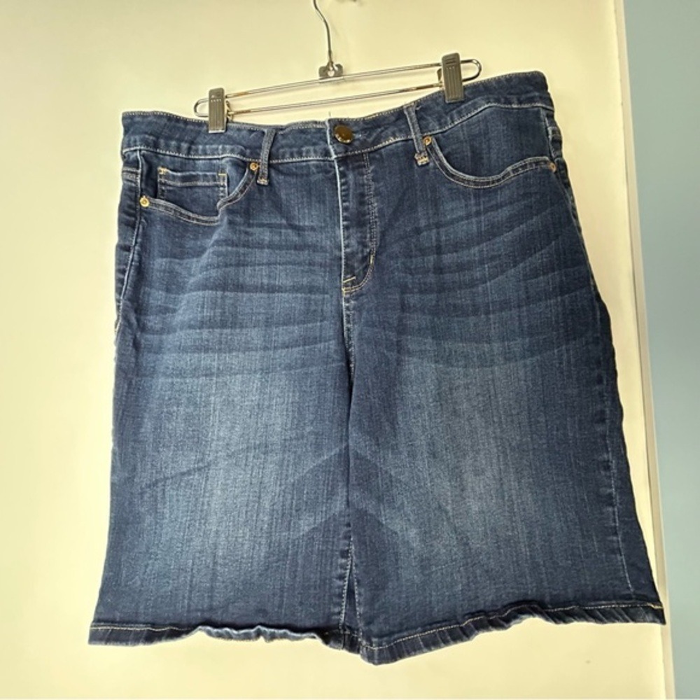 Seven7 Blue Jean Denim Bermuda Shorts‎ Women's 16